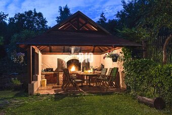 Predaj priestranného domu s hosťovskými izbami – Oščadnica, - 17