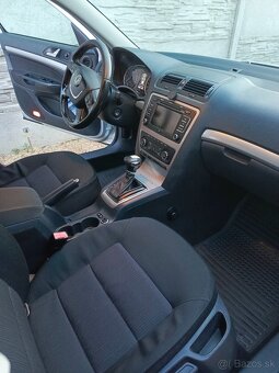 Škoda Octavia 1.6tdi combi dsg - 17