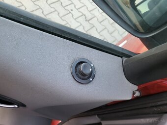 Renault Megane Scenik - 17