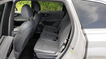 AUDI Q7 , 3.0 TFSI , 245 kw, S-LINE - EXKLUSIVE - 17