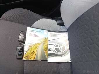 Predam Toyota Corolla TS Comfort Style Tech 1.8Hsd 2020 - 17