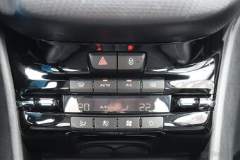 Peugeot 2008 1.2 PureTech 110 S&S Allure A/T - 17