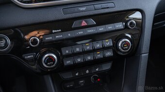 Kia Sportage 2.0 CRDi 4x4+ 48V Mild Hybrid Platinum AUTOMAT - 17