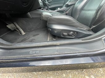 BMW e90 330i 2006 - 17