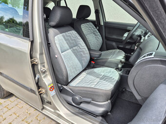 Škoda Fabia II 1,4 i Ambiente Klima ESP Combi 88.000Kč - 17