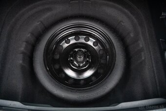 2017 VW Golf Variant 2.0 TDI 110 kW | výhrevy ACC ťažné - 17