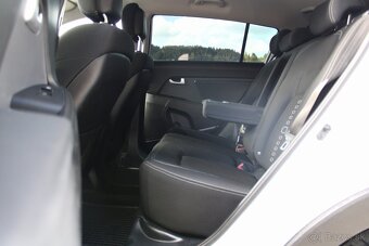 Kia Sportage 2.0 4WD EX A/T - 17