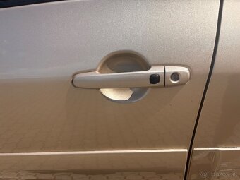 Toyota RAV4 - 17