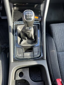 Skoda karoq 1.5Tsi-110kw-rv:14.7.2020-full led-kamera - 17