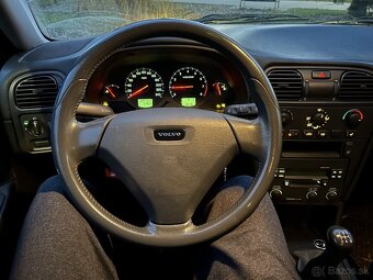 Volvo V40 1.8 90kW 2002 s LPG, platna STK/EK - 17