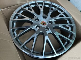 PORSCHE PANAMERA alu kola 20" nové, originál  - 17