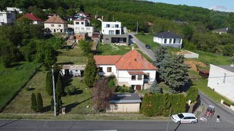Starší RD pod lesom, pozemok 1351 m², Štitáre - 17