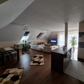 REZERVOVANÉ LUXUSNÝ RODINNÝ APARTMÁNOVÝ DOM 350 M2 S POZEMK - 17