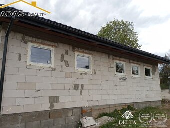 Ponúkame na predaj rozostavanú  stavbu bungalovu v obci Mark - 17