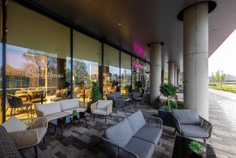 Postúpenie prevádzky – Sweetbox Caffé, Nitra - 17