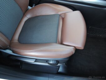 Mercedes-Benz B 180d LED Navi Kůže 2019 - 17