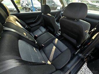 Seat Leon 1.8 Turbo Top Sport Rezervované - 17