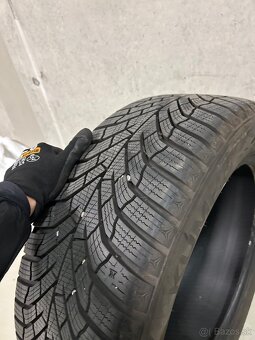 215/55 R17 zimné Kumho wintercraft WP52 + wintercraft 71 - 17