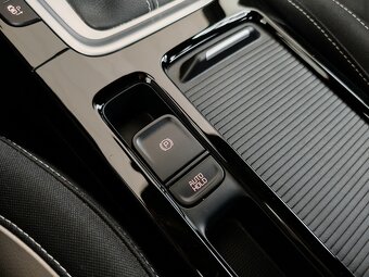 Kia Ceed SW 1.6 CRDi 136k GT-Line A/T/ AJ NA SPLÁTKY/ - 17