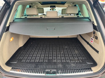 Volkswagen Touareg II 3.0 V6 TDI Premium 4XMOTION - 17