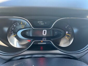 Renault Captur 66KW - 17