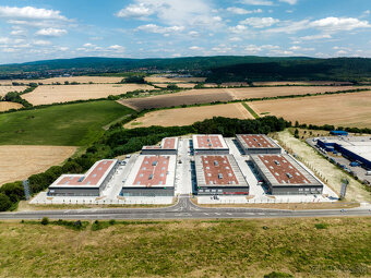 Prenájom rožného obchodno-skladového priestoru 421 m² s kanc - 17