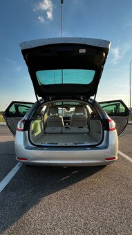 Peugeot 508 SW 2.0 HDi 120kW 2011 - 17