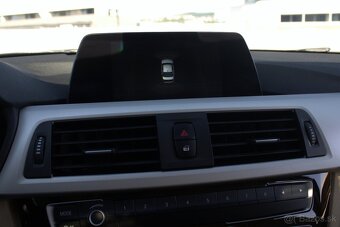 BMW 318d Advantage, 110kw, MT6 - 17