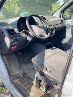 Mercedes Vito - 17
