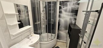 PREDAJ: Slnečný 3-izbový byt s loggiou na sídlisku Šípok, Pa - 17