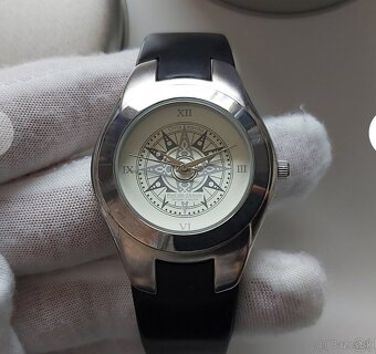 5 ks hodinky, vložene nove baterie a dobre funkčne - 17