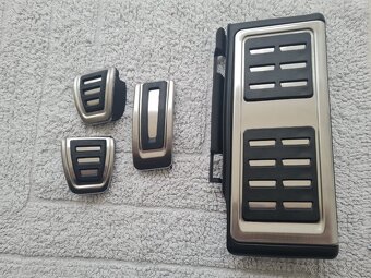 Nerezové nášlapy pre ŠKODA VOLKSWAGEN AUDI SEAT - 17
