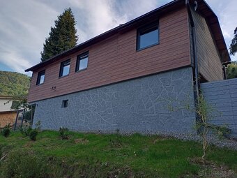 Na predaj pekný zrekonštuovaný dom/chata na priehrade - 17