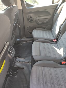 Opel Combo Life XL 1.2 7 miest biele - 17