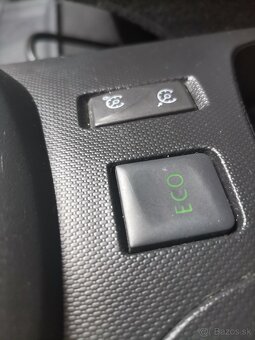 Renault Captur    43742KM    BENZIN - 17