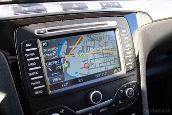 Ford Galaxy - 17