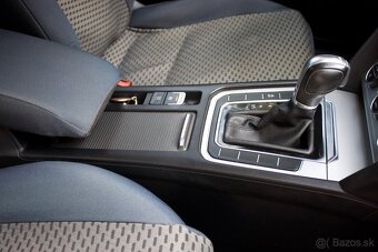Volkswagen Passat 2.0 TDI Comfortline Business, 1.majiteľ - 17