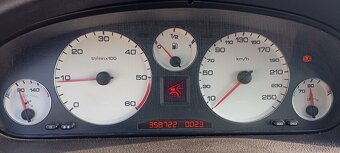 Predám Peugeot 607 2.2 HDI 2006 - 17