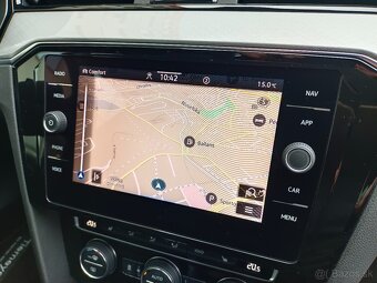 VW Passat GTE Variant 1.4TSI 160kW DSG - záruka Autodraft - 17