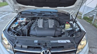 Volkswagen Touareg II 3.0 V6 TDI 240k BMT Premium 4XMOTION - 17