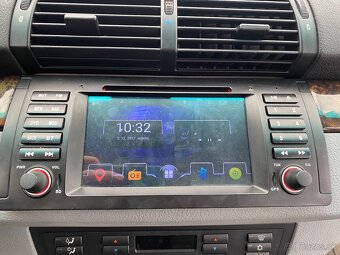 BMW X5 e53 4.4i - 17