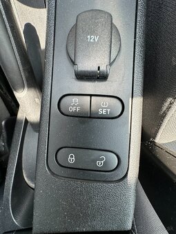 Seat Altea XL 2.0 TDi Stylance DSG - 17
