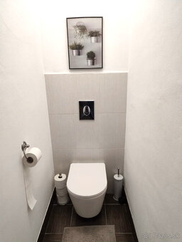 SENEC – NA PREDAJ moderný veľkometrážny 2 izbový byt s loggi - 17