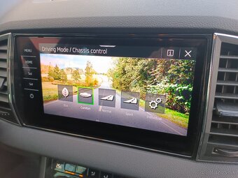 Škoda Karoq Style 2.0TDI 110kW Webasto - záruka Autodraft - 17