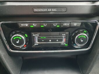 Škoda Superb Combi 1.6 TDI CR DPF Elegance - 17