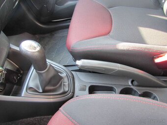 Renault Clio 1.5 dCi LS Technofee - 17