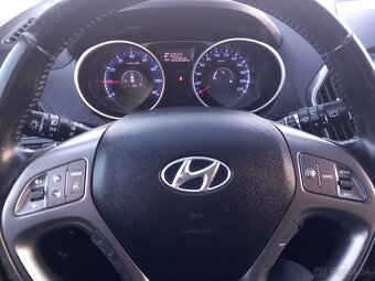 Hyundai Tucson ix35 ,1.6 benzin - 17
