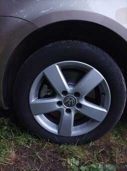 Volkswagen Touran 2.0 TDI DSG 2014 - 17