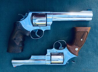 Revolver Smith&Wesson .44 Magnum - 17