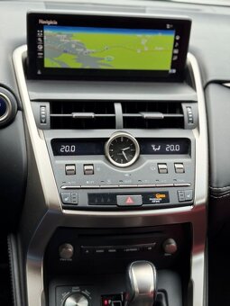 Lexus NX 300h 4x4 PRESTIEGE - 17